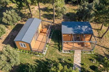Organic Farming Experience in the Countryside with a Tiny House