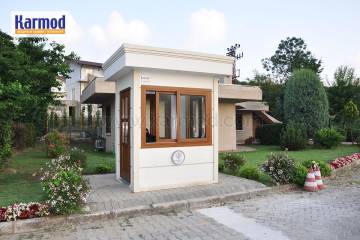 Оригінальні павільйони та офіси