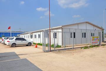 модульні-швидкомонтовані-будівлі-в-африці