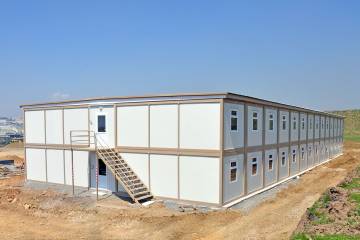 модульні-швидкомонтовані-будівлі-в-африці