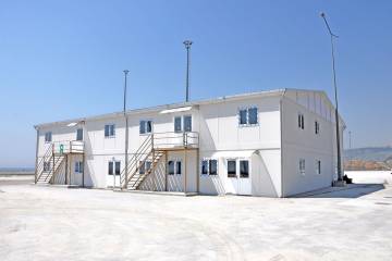 модульні-швидкомонтовані-будівлі-в-африці