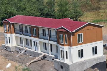 Легкі сталеві збірні готелі