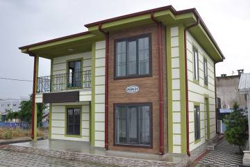 Casa de Aço de Dois Andares