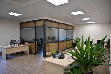 مباني المكاتب و مواقع العمل الجاهزة تونس