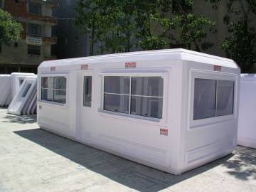 Güneş Enerjisi Paneli Kabini