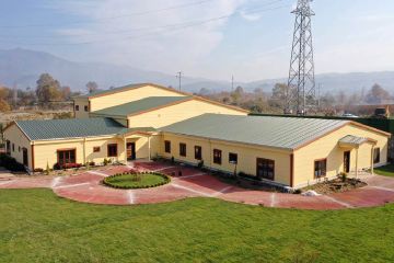 Громадські будівлі 1395 m²