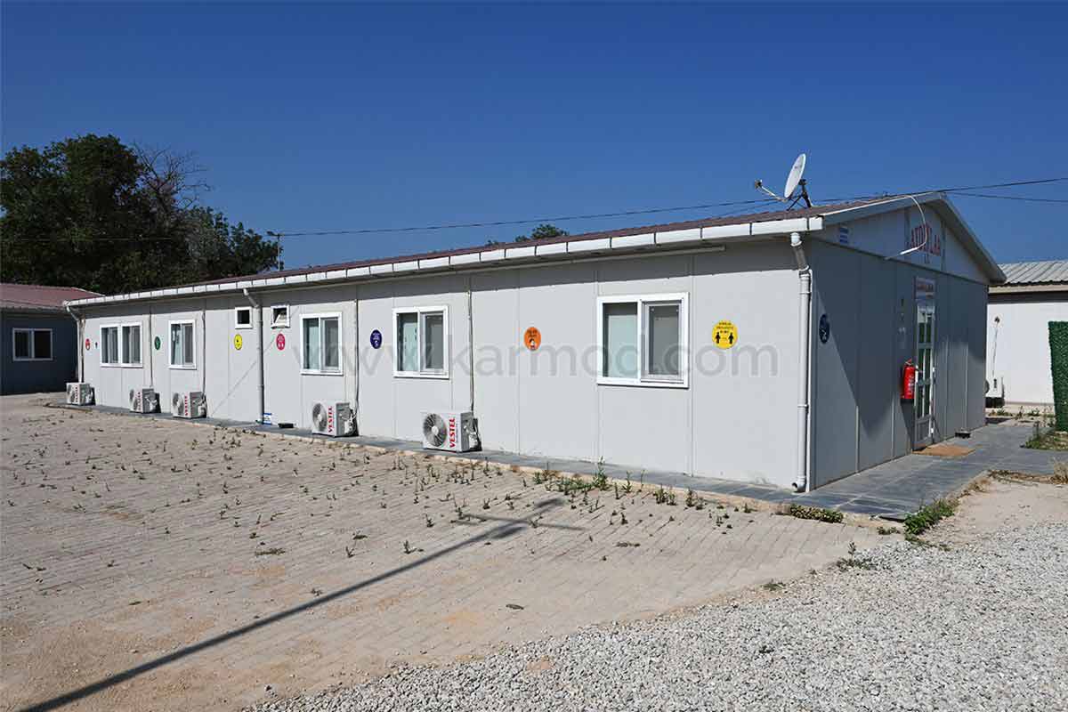 Здание столовой стройкомпании Aydınlar на стройплощадке завода TOGG 