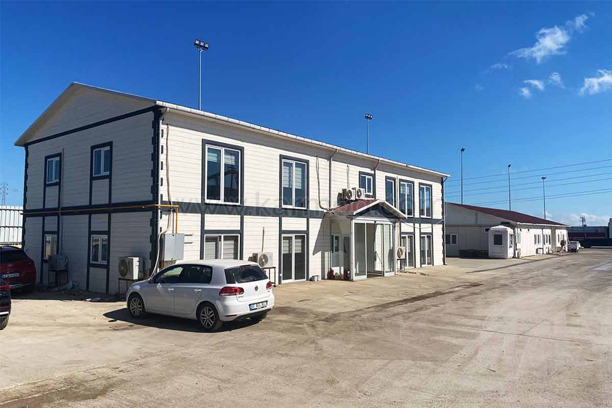 Будівлі на заводі з виробництва металу Ilamet