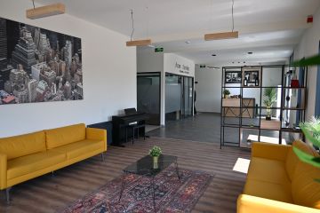 akin-erturk-anatolisches-und-wissenschaftliches-gymnasium-77128_2.jpg