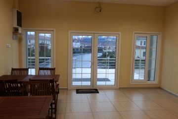 edificio-de-equipamiento-social-de-las-casas-del-lago-ardicli-39004_5.jpg