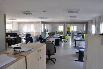 edificio-de-escritorios-da-fabrica-de-embalagens-ispak-86886_5.jpg