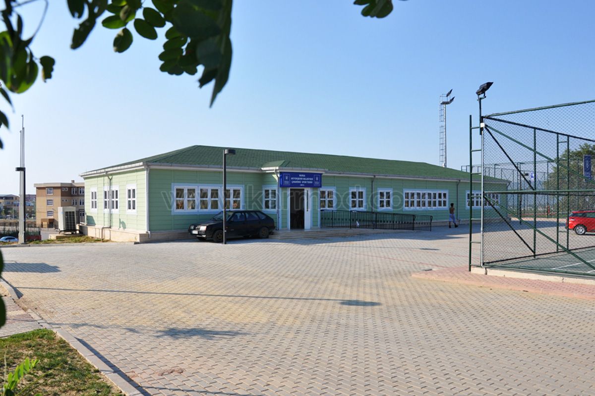 Instalações desportivas de Bursa Çınarönü Hacıvat