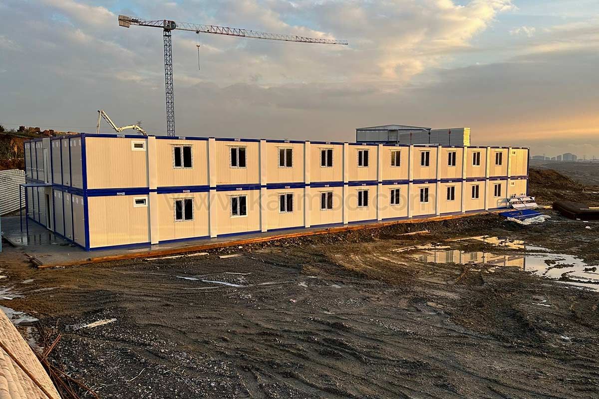 Structures de sites de conteneurs dans les projets immobiliers