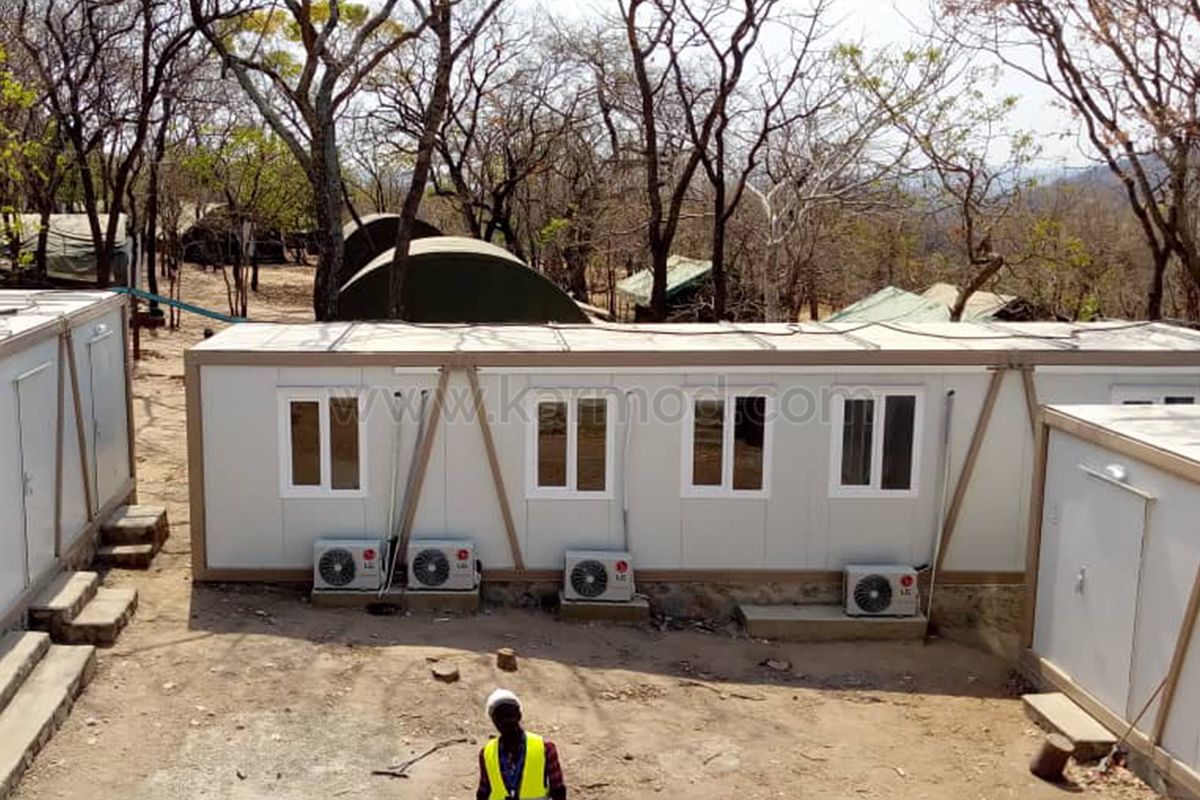 Лагерь золотодобытчиков в Саза, Танзания