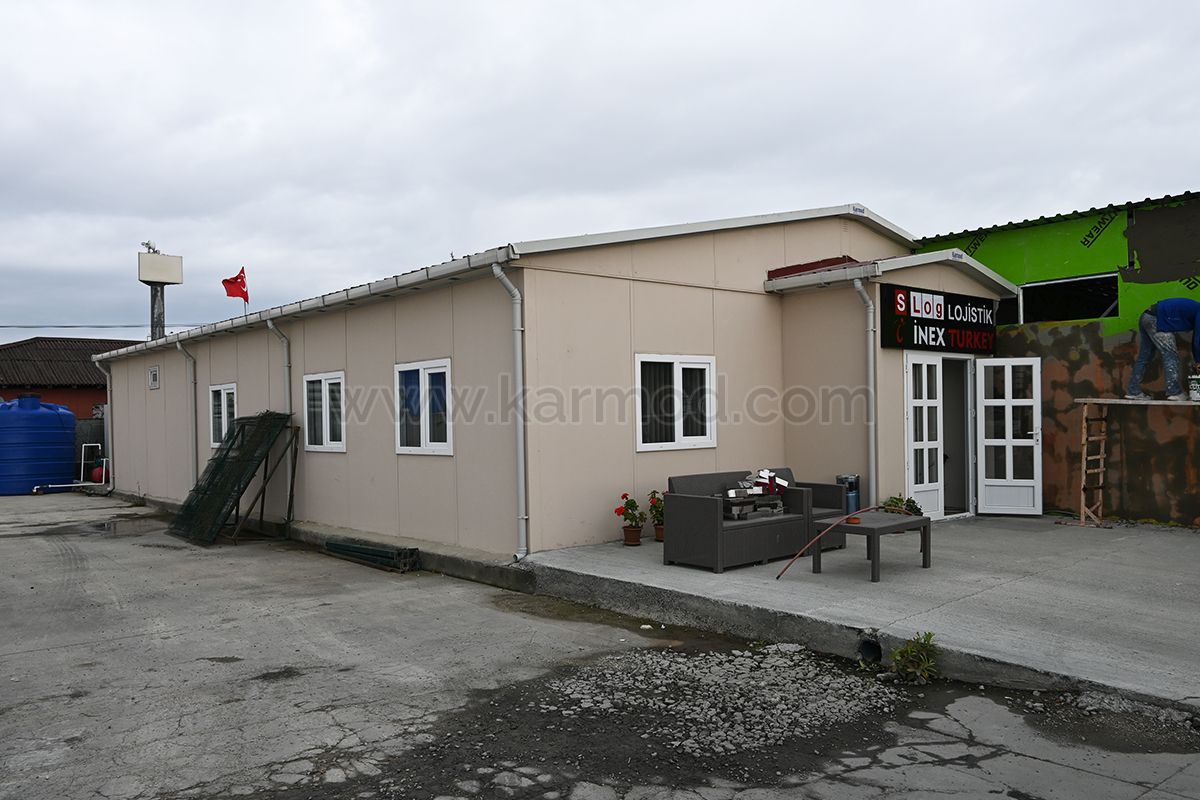 Офісна будівля логістичної компанії S Lojistik