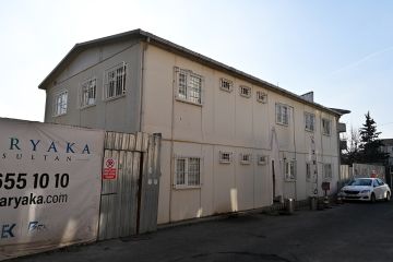 Офісна будівля на будмайданчику житлового комплексу Бахарьяка